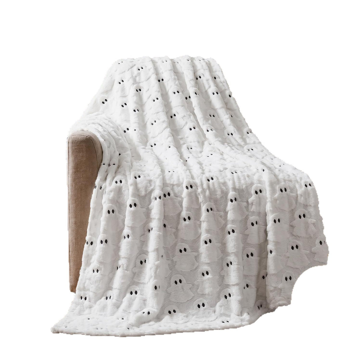 Coperta Halloween bianca con fantasmini 3D su sfondo bianco