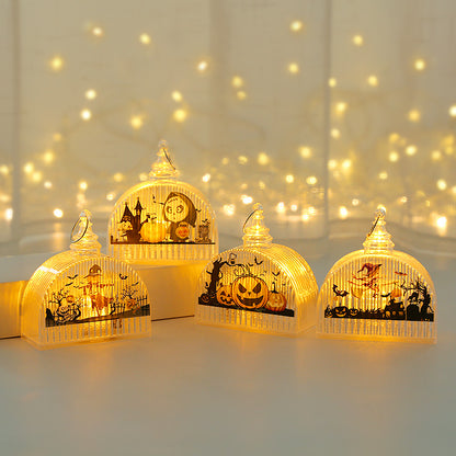 Lanterne LED Halloween accese su sfondo con luci calde
